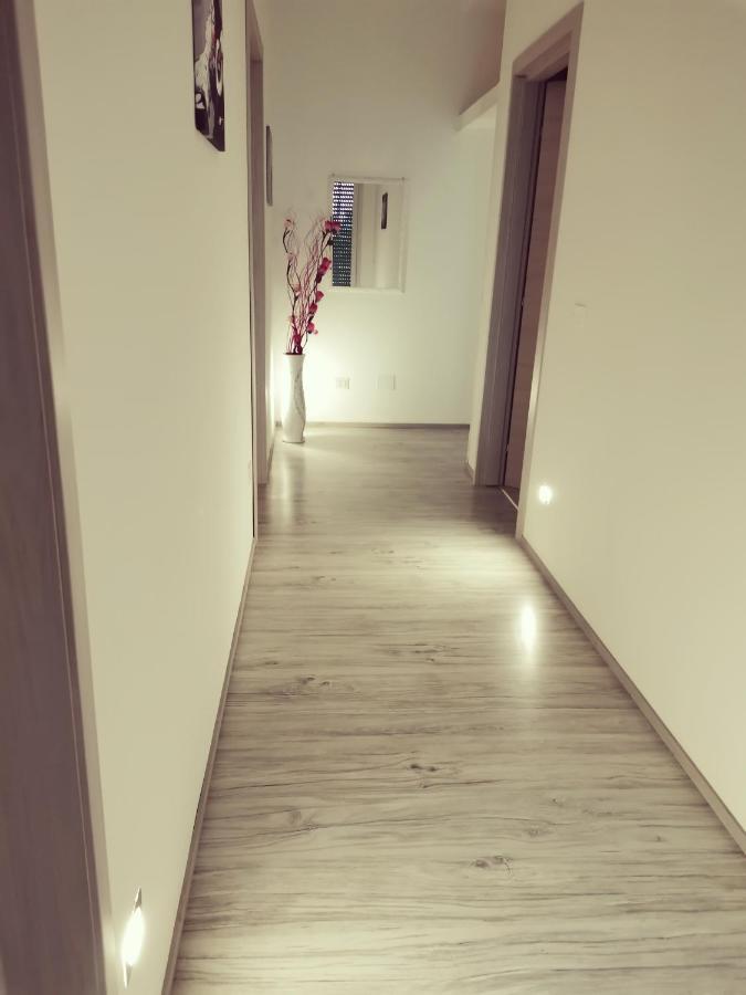 Via Alessandria 리케일 외부 사진